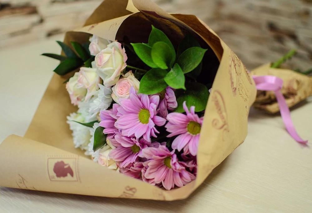 Букет цветов из: Розы и Хризантемы в Гайдуке