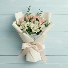 Букет цветов из:  Альстромерии в Гайдуке