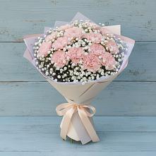 Букет цветов из:  Гвоздики в Гайдуке