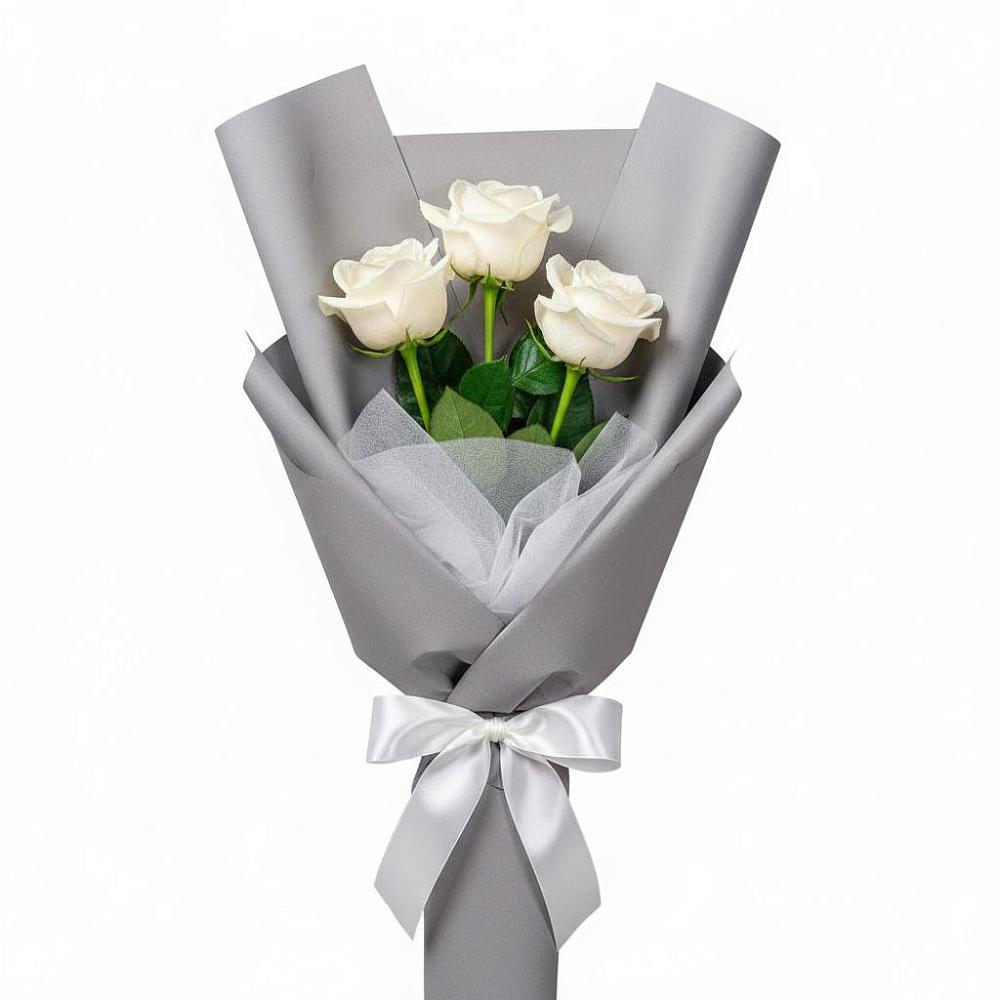 Букет 3 белые розы в Гайдуке