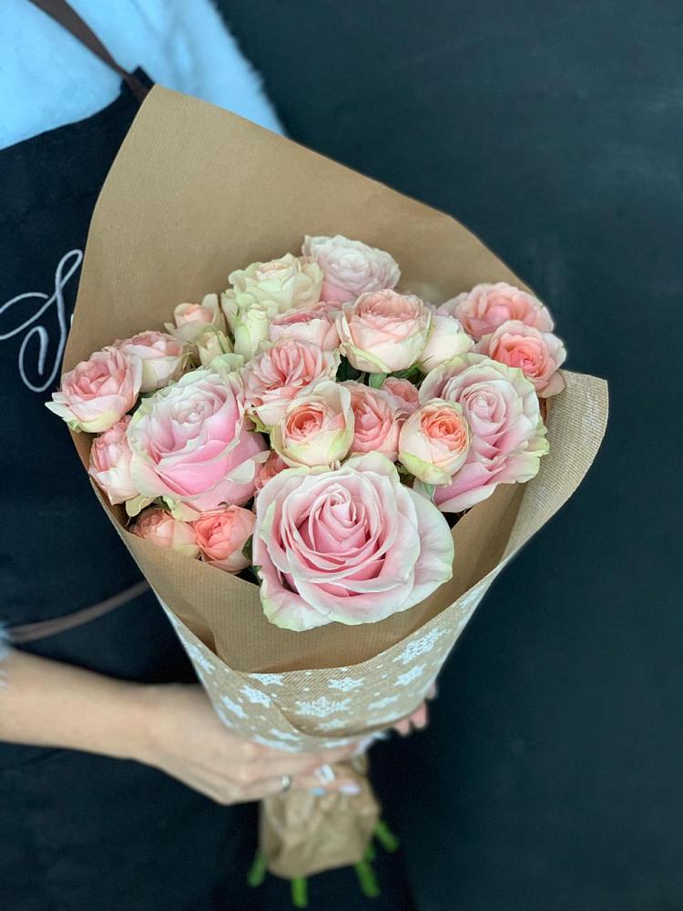 Букет цветов из: Хризантемы и Розы в Гайдуке