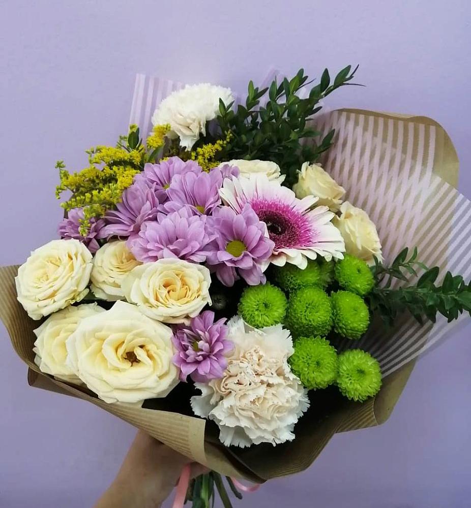 Букет цветов из: Хризантемы, Розы, Гвоздики и Герберы в Гайдуке