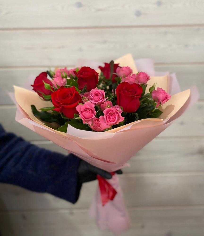 Букет цветов из: Розы в Гайдуке