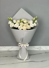 Букет цветов из:  Розы и Лизиантусы в Гайдуке